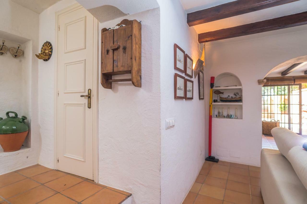 B-35 Begur 6 Pax Apartment Luaran gambar
